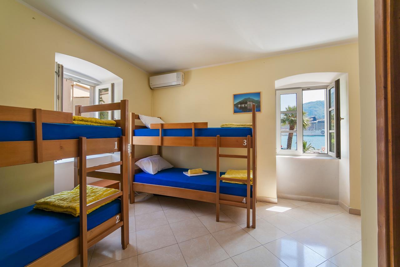 Montenegro Hostel 4U Kotor Eksteriør billede