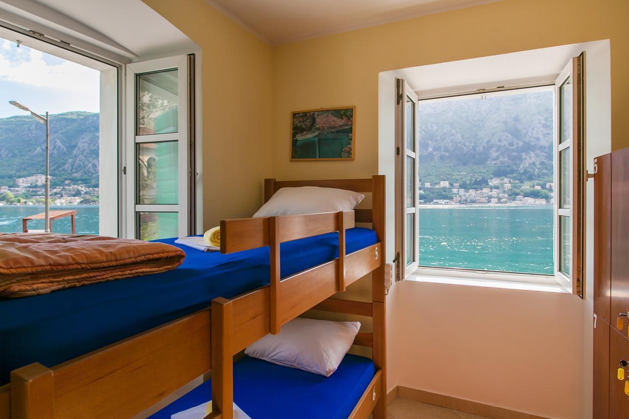 Montenegro Hostel 4U Kotor Eksteriør billede